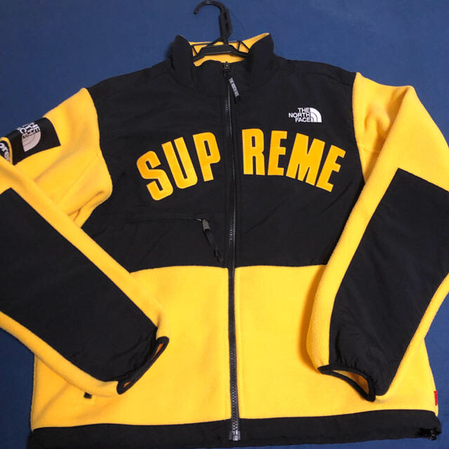Supreme(シュプリーム)のSupreme THE NORTH FACE ARC Denali Fleece メンズのジャケット/アウター(ブルゾン)の商品写真