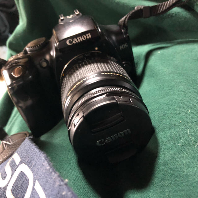 Canon EOS Kiss Digital 28-80レンズ付きカメラ