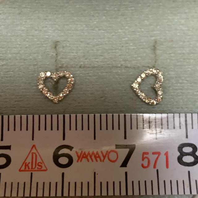 お値下げ 新品 未使用 k18WG ダイヤ 0.12ct ハート  ピアスピアス