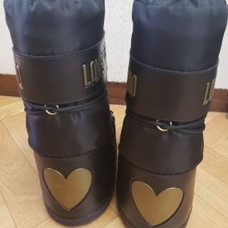 モスキーノ(MOSCHINO)のlove MOSCHINO　モスキーノ　低反発ブーツ　保温スノーブーツ(ブーツ)