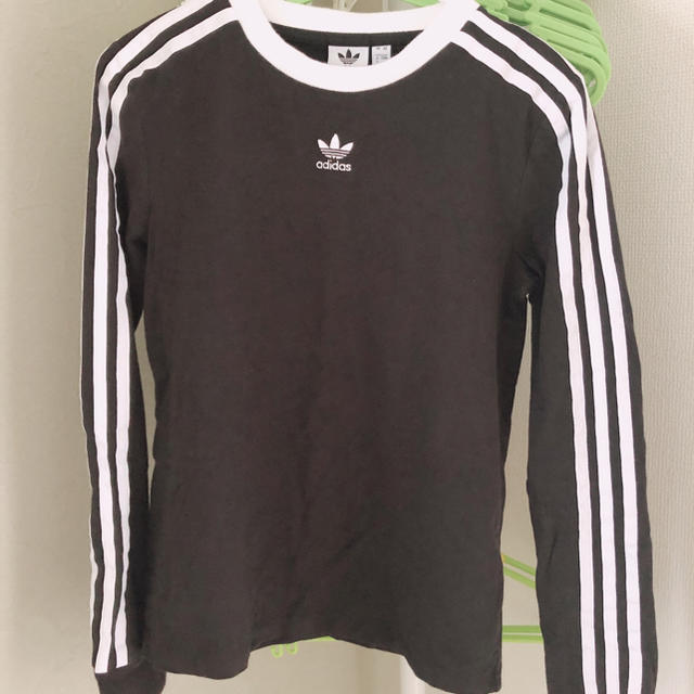 adidas(アディダス)のadidas ロングTシャツ レディースのトップス(Tシャツ(長袖/七分))の商品写真