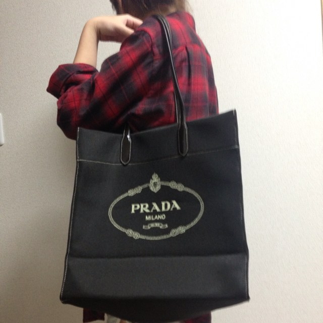 PRADA(プラダ)のプラダ♡トートバック レディースのバッグ(トートバッグ)の商品写真