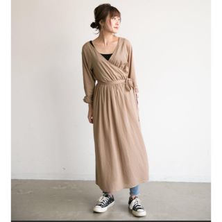 アンティローザ(Auntie Rosa)の新品 リネン混カシュクールガウンワンピース 長袖(ロングワンピース/マキシワンピース)