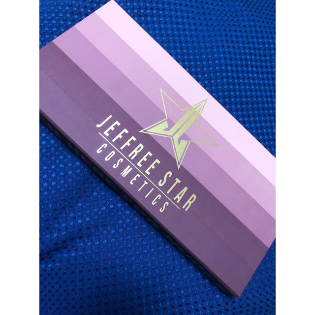 jeffree star リキッドリップキット ヌード系