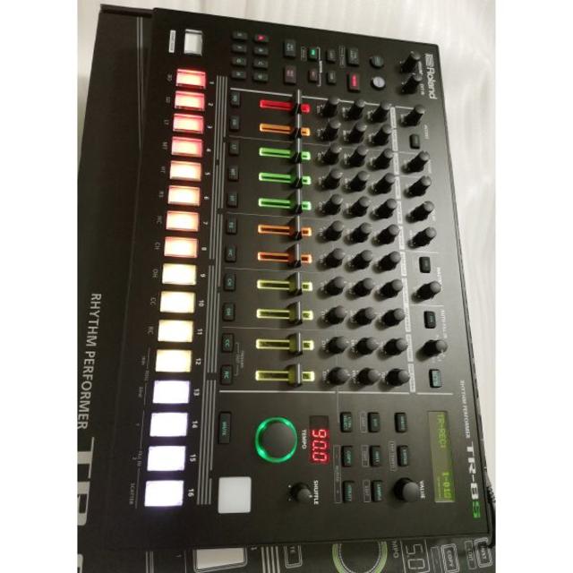 Roland TR-8S ローランド リズムマシン TR-808 909 707