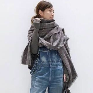 アパルトモンドゥーズィエムクラス(L'Appartement DEUXIEME CLASSE)の【専用】ALONPI CASHMERE SMALL CHECK STOLE(ストール/パシュミナ)