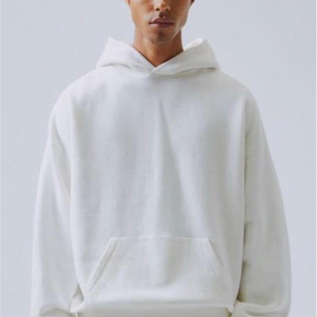 FEAR OF GOD(フィアオブゴッド)のESSENTIALS Fear of God パーカー ホワイト FOG L メンズのトップス(パーカー)の商品写真