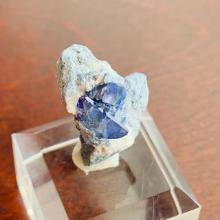 送料&加工料込 今月末まで ベニトアイト母石付き原石 鉱物 | www