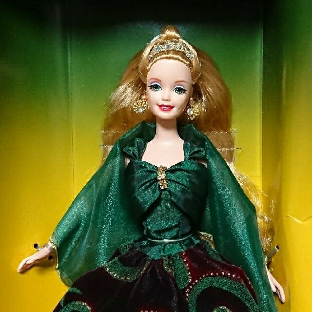 Barbie(バービー)のバービー人形☆1996年エメラルド エンチャントメント エンタメ/ホビーのフィギュア(その他)の商品写真