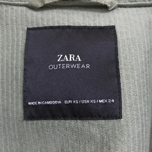 ZARA(ザラ)のZARA コーデュロイジャケット カーキ XS レディースのジャケット/アウター(ミリタリージャケット)の商品写真