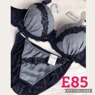 ブラジャー＆ショーツ♡E85  ☆ネイビーチェック柄にレースがとっても可愛い♡(ブラ&ショーツセット)