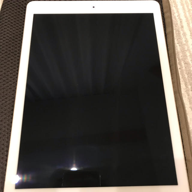 iPad Pro 9.7インチ 32gb au