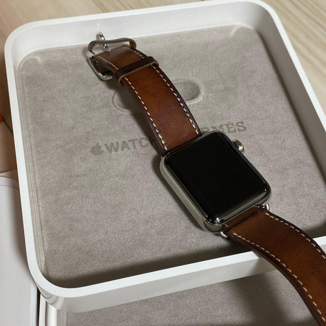 Apple Watch(アップルウォッチ)のApple Watch HERMES エルメス　アップルウォッチ　第二世代 レディースのファッション小物(腕時計)の商品写真