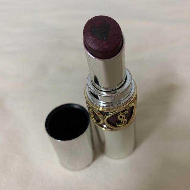 Yves Saint Laurent Beaute(イヴサンローランボーテ)のイヴ サンローラン 口紅 コスメ/美容のベースメイク/化粧品(口紅)の商品写真