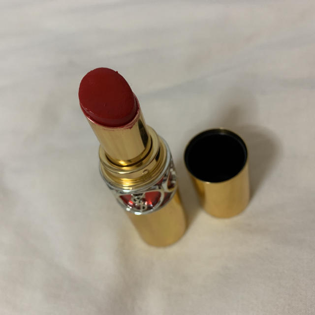 Yves Saint Laurent Beaute(イヴサンローランボーテ)のイヴ サンローラン 口紅 コスメ/美容のベースメイク/化粧品(口紅)の商品写真