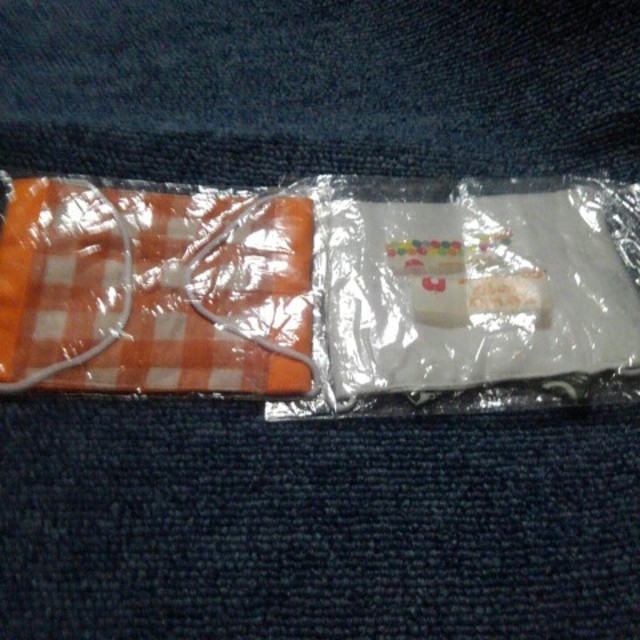 BANDAI(バンダイ)のジバニャンオレンジ、コマさんホワイトハンドワルニャン黒パープルメイドマスク3個 ハンドメイドのキッズ/ベビー(バッグ/レッスンバッグ)の商品写真