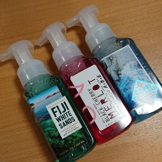 バスアンドボディーワークス(Bath & Body Works)のハンドソープ 新品 バスアンドボディワークス 3本(ボディソープ/石鹸)