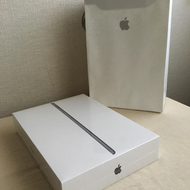 【新品2019年秋モデル 】Apple iPad 10.2インチ 第7世代！
