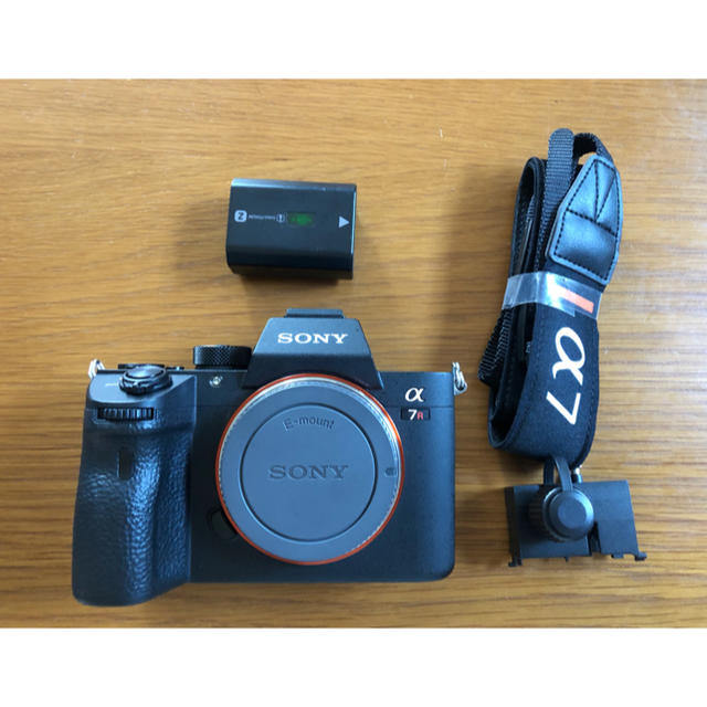 ミラーレス一眼【美品】SONY α7RIII ILCE-7RM3