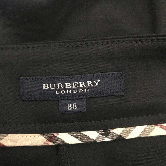 BURBERRY(バーバリー)のバーバリーロンドン スカート ブラック×バーバリーチェック レディースのスカート(ひざ丈スカート)の商品写真