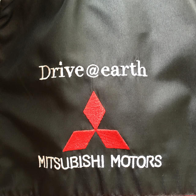 三菱(ミツビシ)のMITSUBISHIMOTORS ジャンバー M 三菱 三越伊勢丹 美品 メンズのジャケット/アウター(ナイロンジャケット)の商品写真