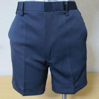 小学生男子制服  超 ゆったりサイズ １６０ＢＢ  紺 ３部丈 後ろ半分ゴム入り(ショートパンツ)