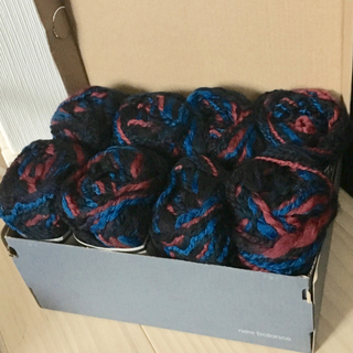 毛糸まとめ売り 7玉と使いかけ1玉 日本製 ウール100%  英国羊毛(生地/糸)