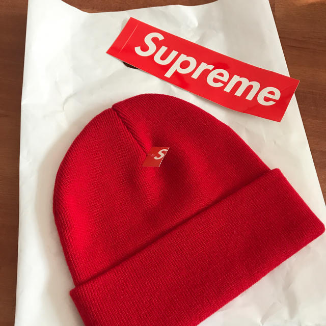 Supreme(シュプリーム)のSupreme Classic Script Beanie Red 新品 メンズの帽子(ニット帽/ビーニー)の商品写真