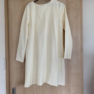 アイグナー(AIGNER)のUNIQLO ワンピース ホワイト(ひざ丈ワンピース)