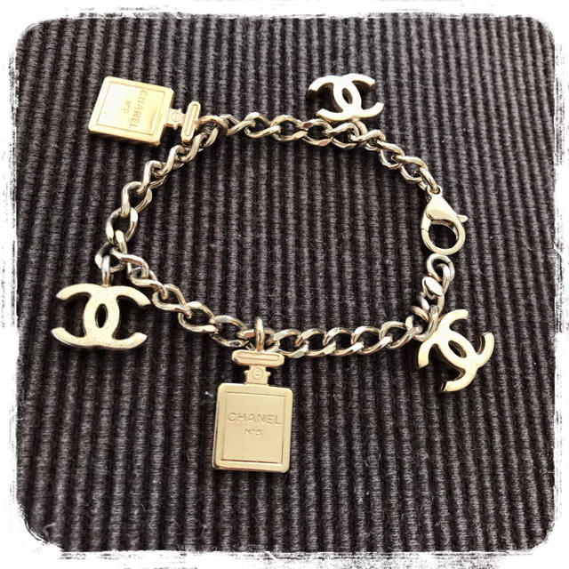 CHANEL(シャネル)の正規品 シャネル CHANEL ブレスレット レディースのアクセサリー(ブレスレット/バングル)の商品写真