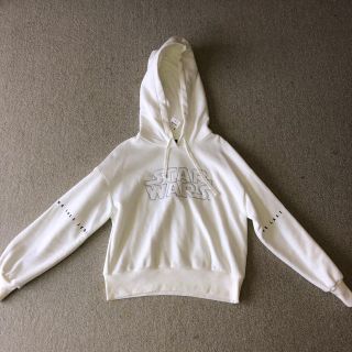 ジーユー(GU)の【GU】star wars パーカー White【Size XL】(パーカー)