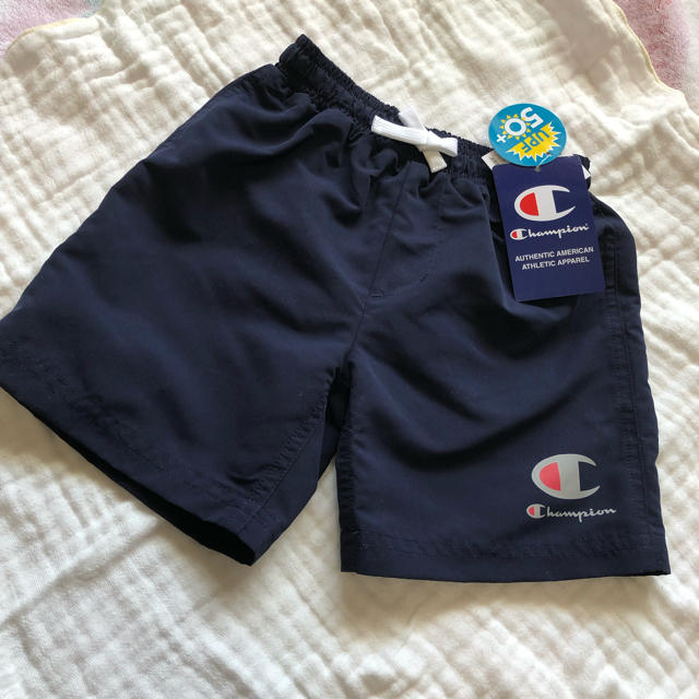 Champion(チャンピオン)のchampion 新品未使用タグ付き スイムパンツ 90 ネイビー キッズ/ベビー/マタニティのキッズ服男の子用(90cm~)(水着)の商品写真