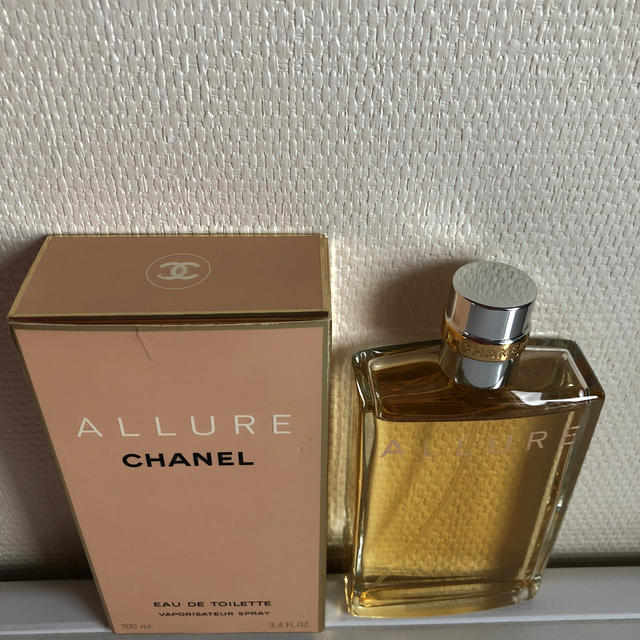 CHANEL - CHANEL アリュール オードトワレ【100ml】の通販 by いちご's shop｜シャネルならラクマ