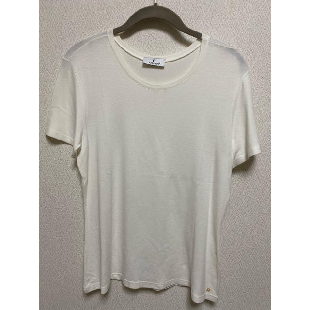 AIGNER(アイグナー)のアイグナー　カットソー　Tシャツ レディースのトップス(カットソー(半袖/袖なし))の商品写真