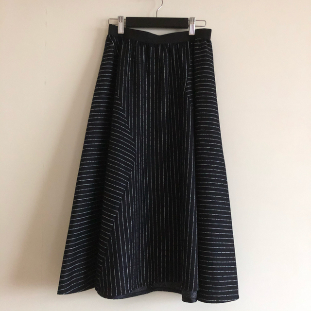 UNITED ARROWS(ユナイテッドアローズ)のアストラット★ランダムストライプフレアスカート レディースのスカート(ロングスカート)の商品写真