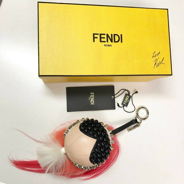 FENDI フェンディ WHI FUXIA ファーチャーム キーホルダー 超美品