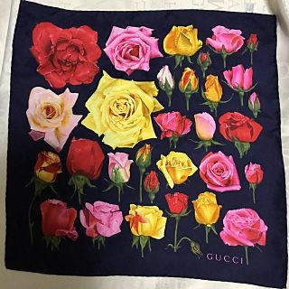 グッチ(Gucci)の★SALE ★廃盤 未使用 ★GUCCI  オールドグッチ スカーフ★薔薇 バラ(バンダナ/スカーフ)