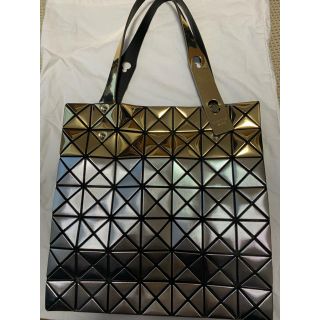 イッセイミヤケ プラチナの通販 38点 | ISSEY MIYAKEを買うならラクマ
