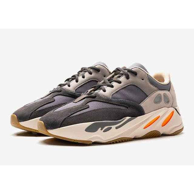 定価以下　adidas yeezy boost 700 magnet