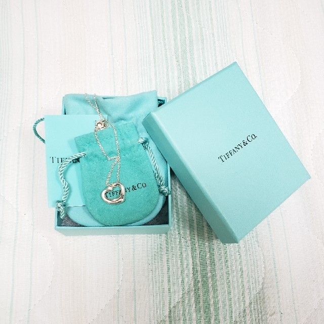 Tiffany & Co.(ティファニー)のティファニー　箱付き　オープンハート　ピンクサファイア レディースのアクセサリー(ネックレス)の商品写真