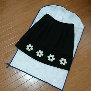 ギャラリービスコンティ(GALLERY VISCONTI)のお花スパンコール スカート   3(ひざ丈スカート)