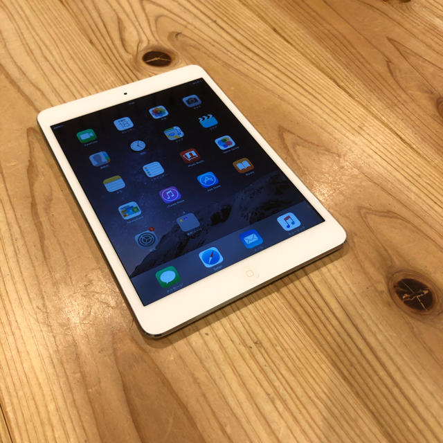 美品 初代 iPad mini 16GB au ホワイト