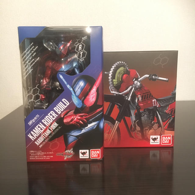 S.Hフィギュアーツ 仮面ライダービルド マシンビルダーセット