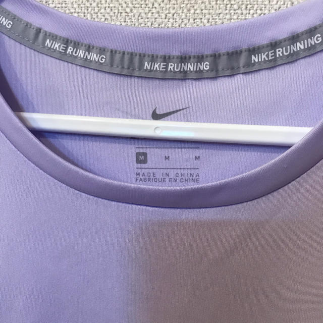 NIKE(ナイキ)のNIKE スポーツウェア Tシャツ レディース スポーツ/アウトドアのランニング(ウェア)の商品写真