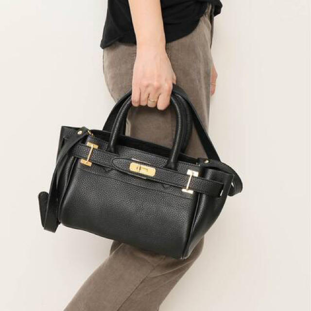 バッグ新品タグ付 SITA PARANTICA シボガワミニショルダーBAG ブラック