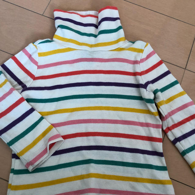 babyGAP(ベビーギャップ)のbabygapタートルネック キッズ/ベビー/マタニティのキッズ服女の子用(90cm~)(Tシャツ/カットソー)の商品写真