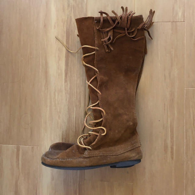 Minnetonka - ミネトンカ フリンジ レースアップ ロングブーツ Minnetonka - ミネトンカ フリンジ レースアップ ロングブーツ