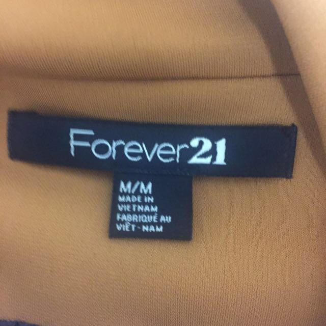 FOREVER 21(フォーエバートゥエンティーワン)のForever21ジャケット レディースのジャケット/アウター(テーラードジャケット)の商品写真