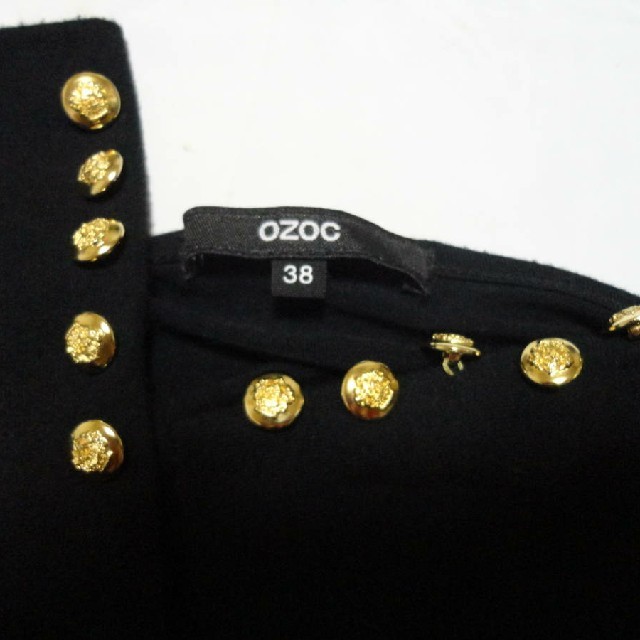 OZOC(オゾック)の日本製★オゾック７部袖袖裾５ボタン フロントドレープ カットソー黒Ｍ★Ｔシャツ レディースのトップス(カットソー(長袖/七分))の商品写真