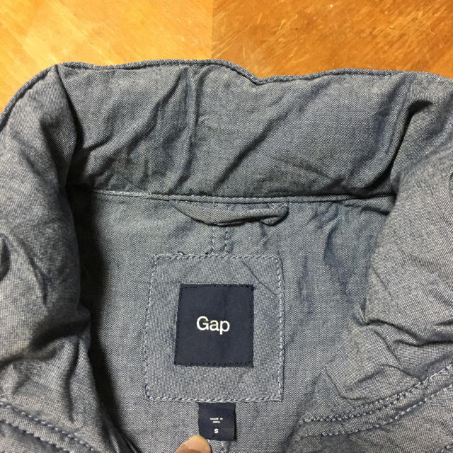 GAP(ギャップ)のGAP 薄手の上着 はおりもの レディースのジャケット/アウター(ブルゾン)の商品写真